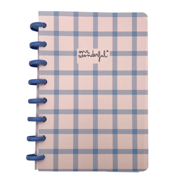 quaderno con copertina rosa a quadretti in ppl con anelli